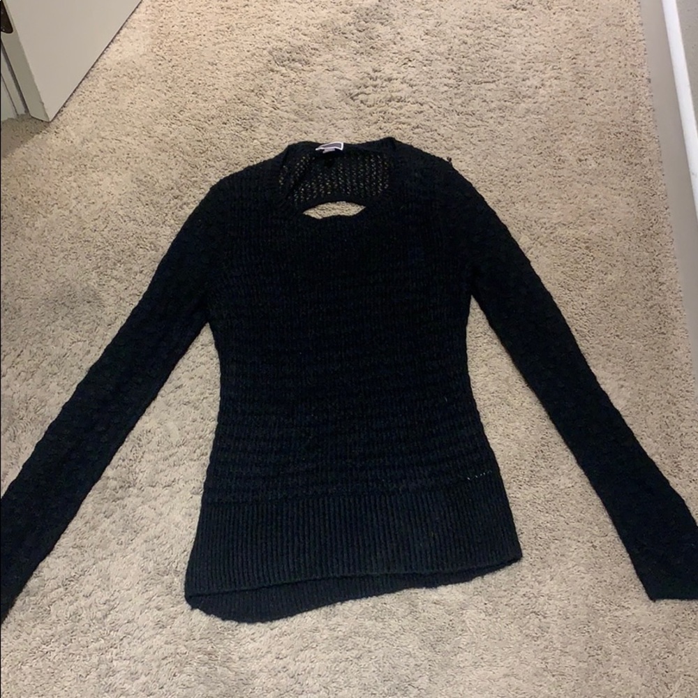 Cheslea28 open back sweater!